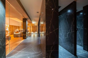 Отель Hotel Cristallino d'Ampezzo  Кортина-Д'ампеццо
